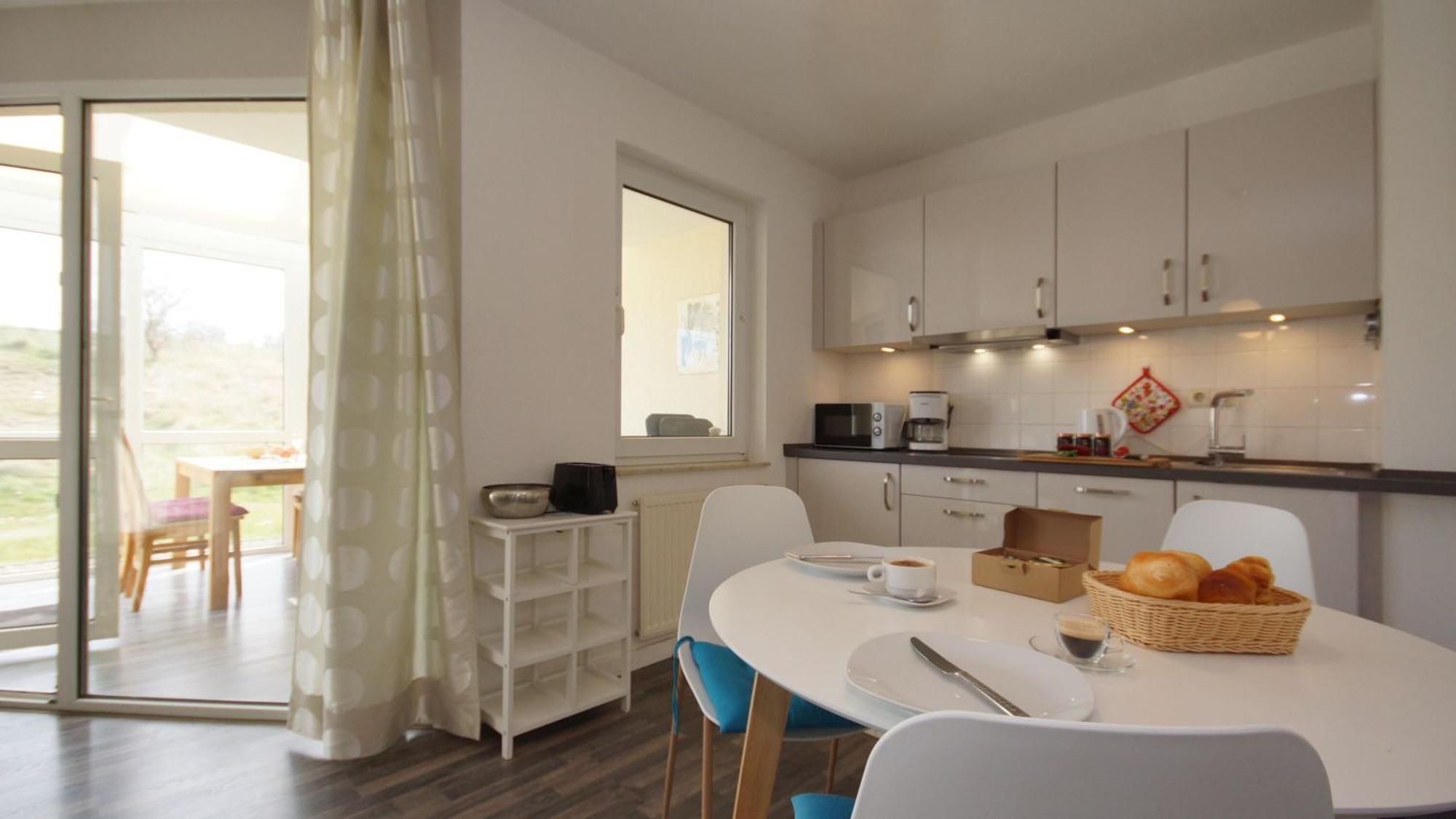 4 Im Strandhaus * Lobbe